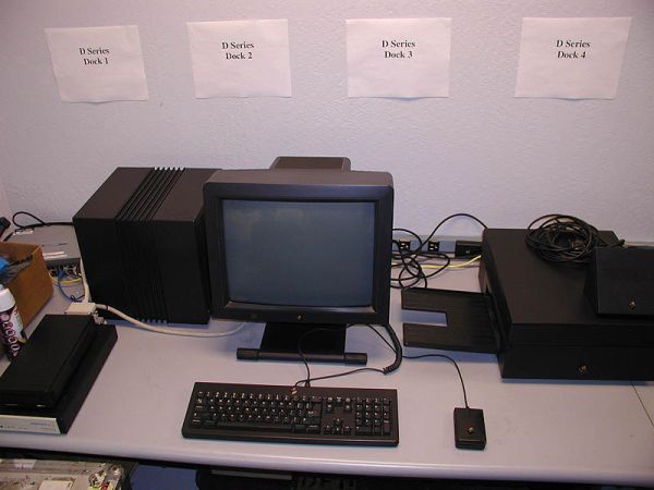 Complete NeXT computer system